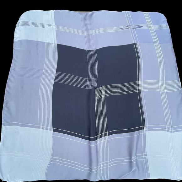 Halston Blue/Purple Geometric Pattern Signed Scarf - Picture 10 of 15